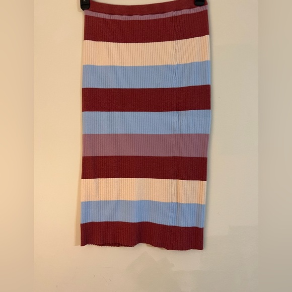 Love, Fire 2-piece sweater set - Picture 5 of 7